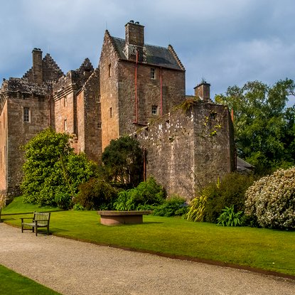 region scotland places to visit broderick castle