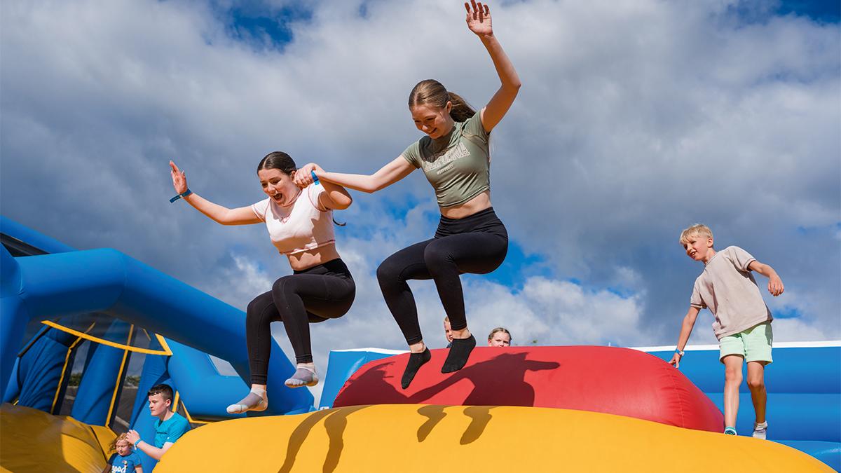 activity-landscape-image